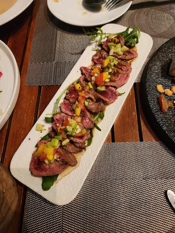 Cousins Restaurant Đào Tấn 3