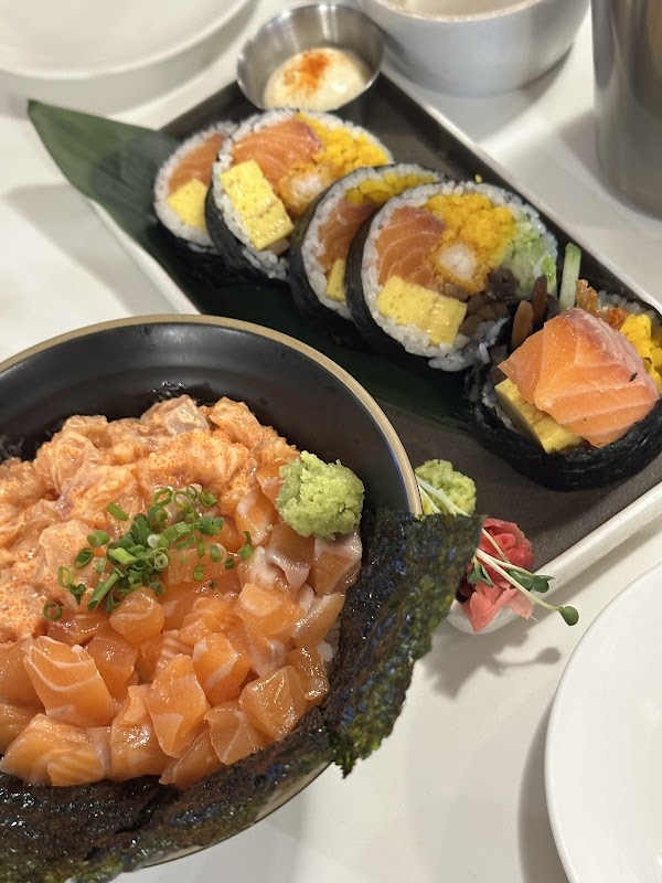 Choi Dining 3