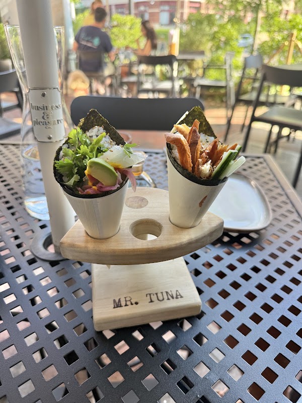 Mr. Tuna 4