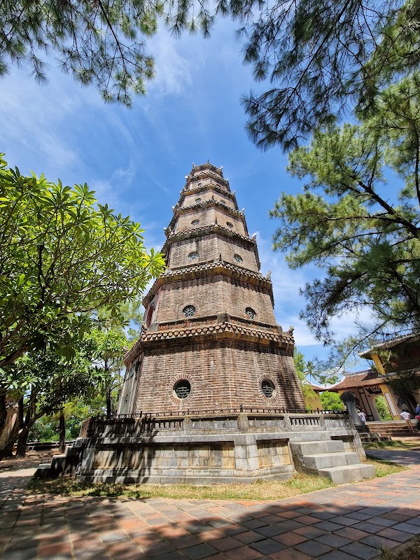 Thien Mu Pagoda 5