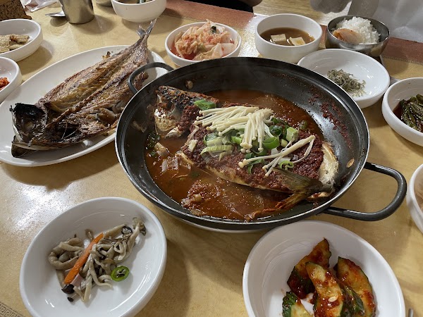 Iljik Restaurant 3
