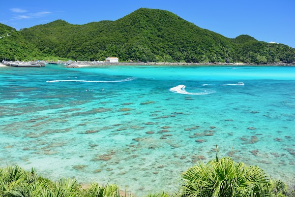 Aharen Beach