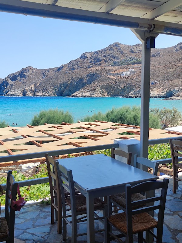 Stefanakos Tavern