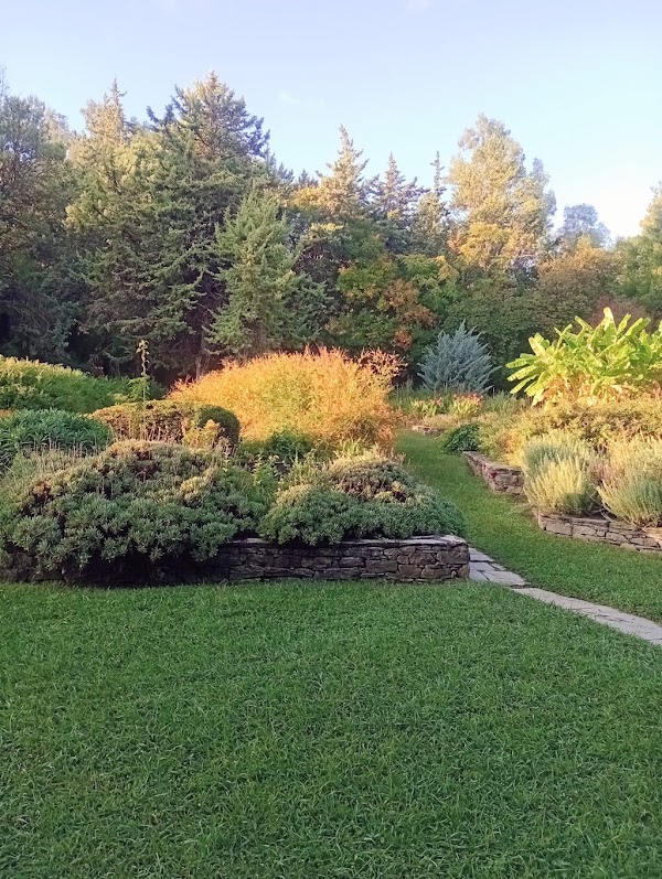 Diomidous Botanical Garden 1