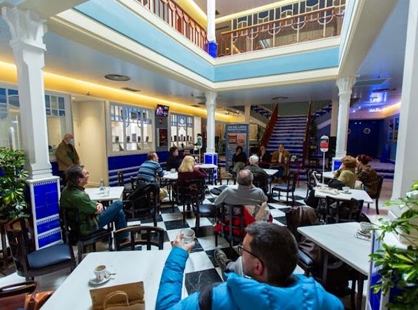 LIBRERÍA DEL DORÉ 4