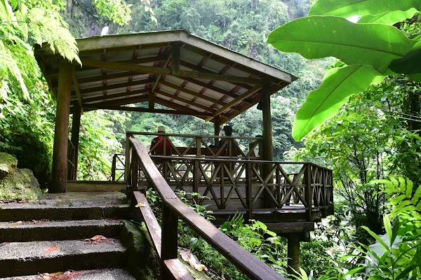 Trafalgar Falls 5