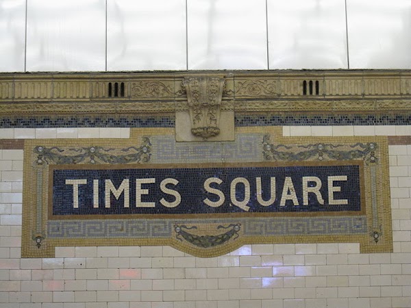 Times Sq–42 St 2