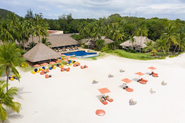 Oceanica Resort