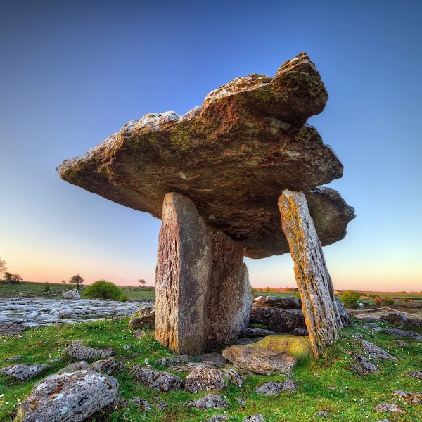 Poulnabrone Dolmen 1