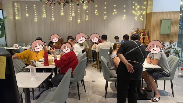 Lau Tasteful Eats 1