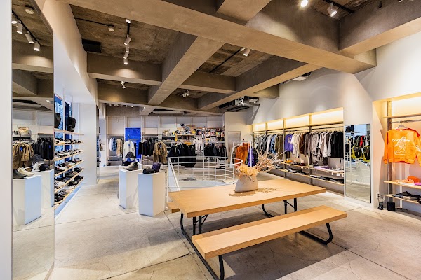 BEAMS Harajuku 5