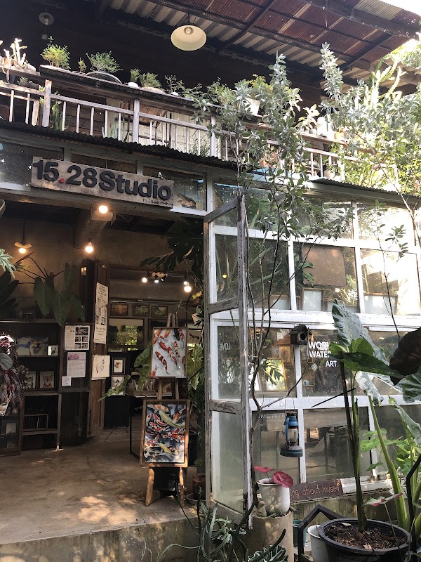 Lansieow - Freeative Art Space 5