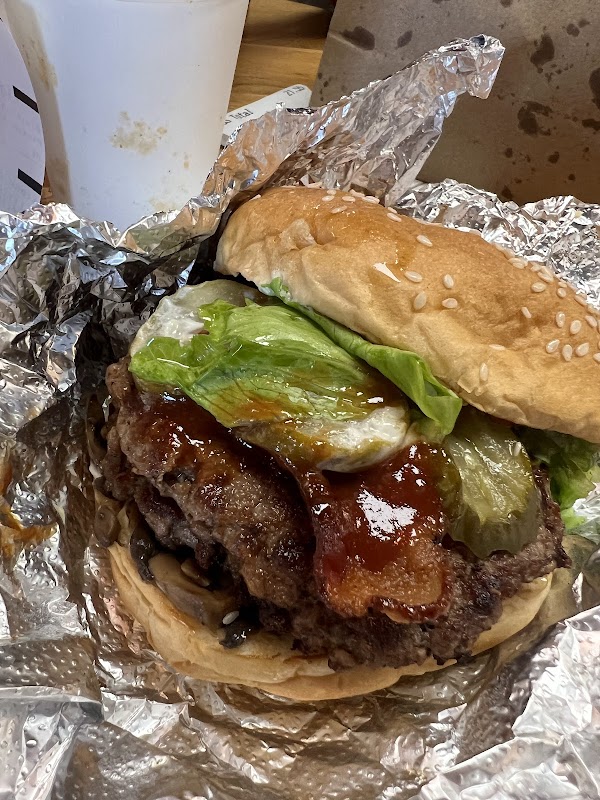 Five Guys Tower Bridge 4