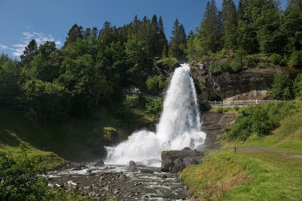 Steinsdalsfossen