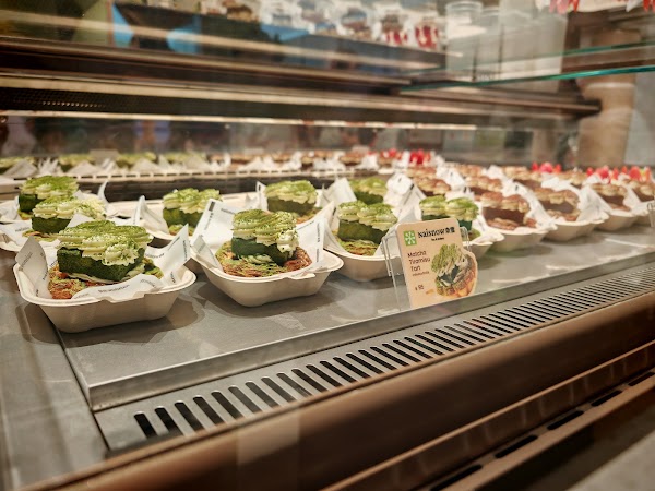Naisnow Robinson Samut Prakan 4