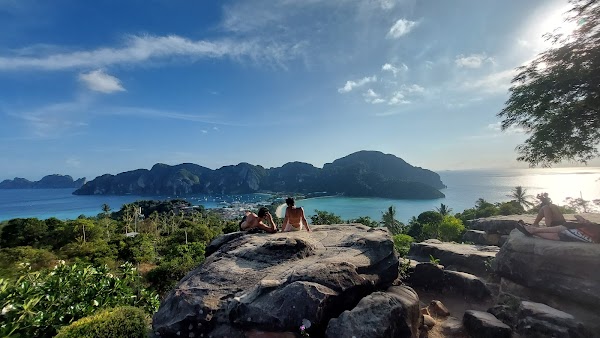 Phi Phi Viewpoint 2 1
