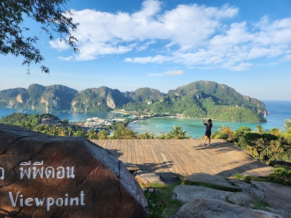 Phi Phi Viewpoint 2 4