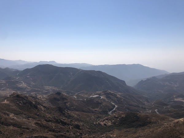 Sandstone Peak Trailhead Parking 5