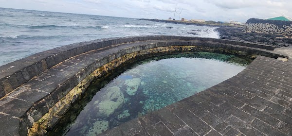 Cheonggulmul (Spring Water)