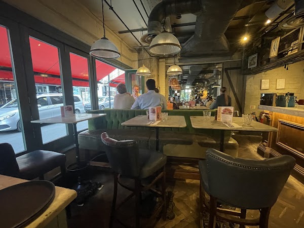 Bill's Soho Restaurant 6