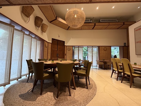 Araksa Tea Room Bangkok 5