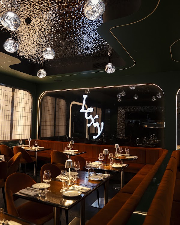 Lexy Restaurant and Bar