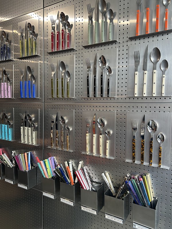 Sabre Paris - Boutique du Marais 4