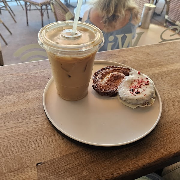 Rosallie Le French Cafe 3