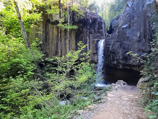 Hedge Creek Falls 4