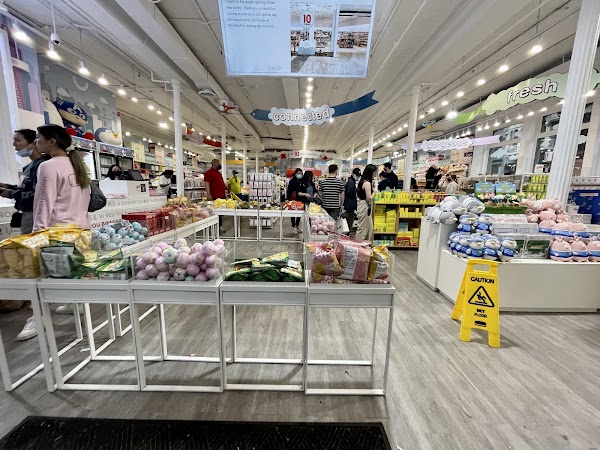 MINISO USA 5