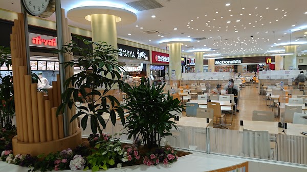 LaLaport Yokohama 1