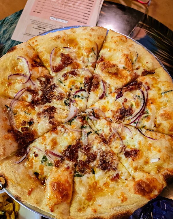 Dollie's Pub & Café 2