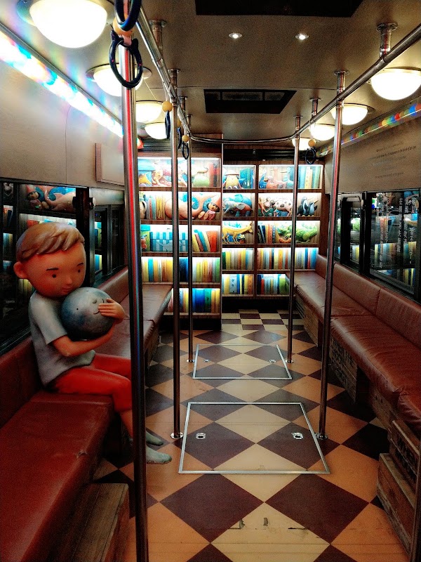 Jimmy’s Moon Bus 4