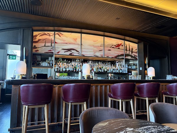 Writers Room Bar 5