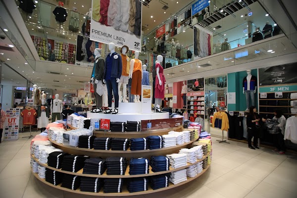 Uniqlo Shinsaibashi 4