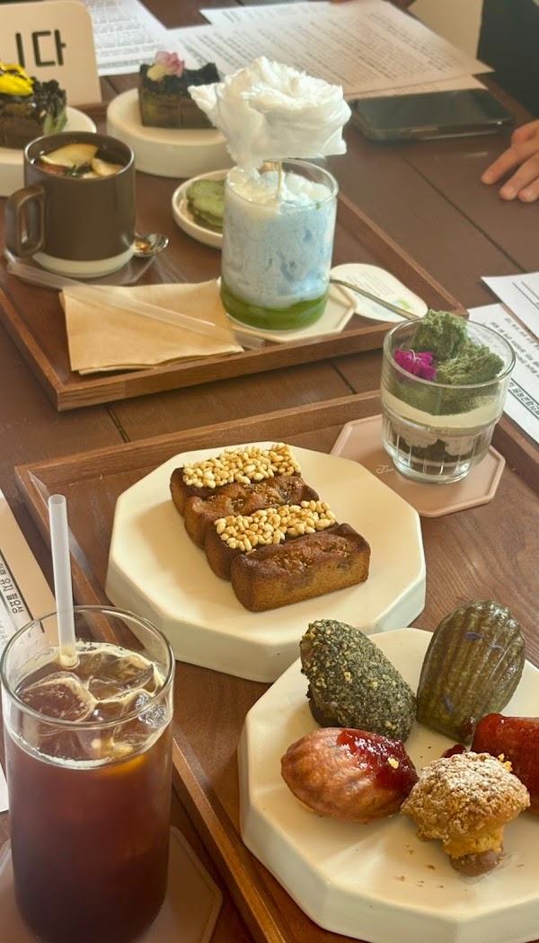 Cafe-Gonggansansung 카페 공간산성 5