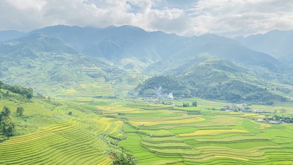 Khau Phạ Pass