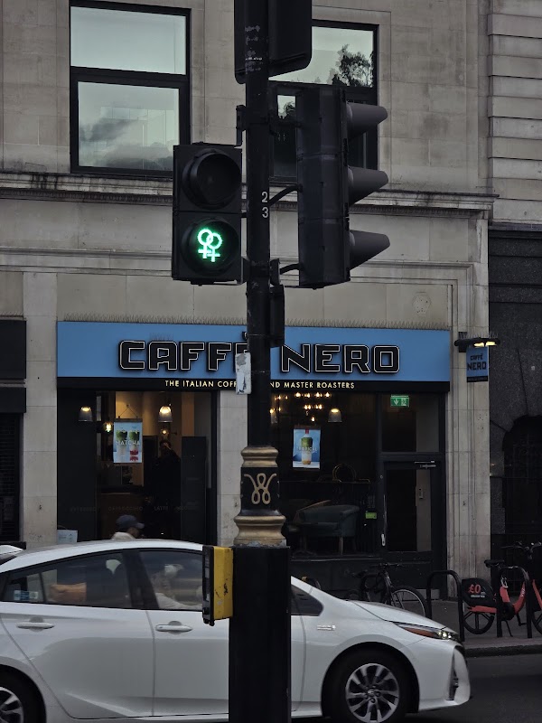Caffè Nero 2