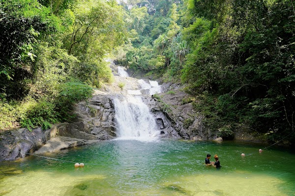 Lampi Waterfall