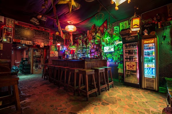 Calumet Ethnic Lounge Bar 1