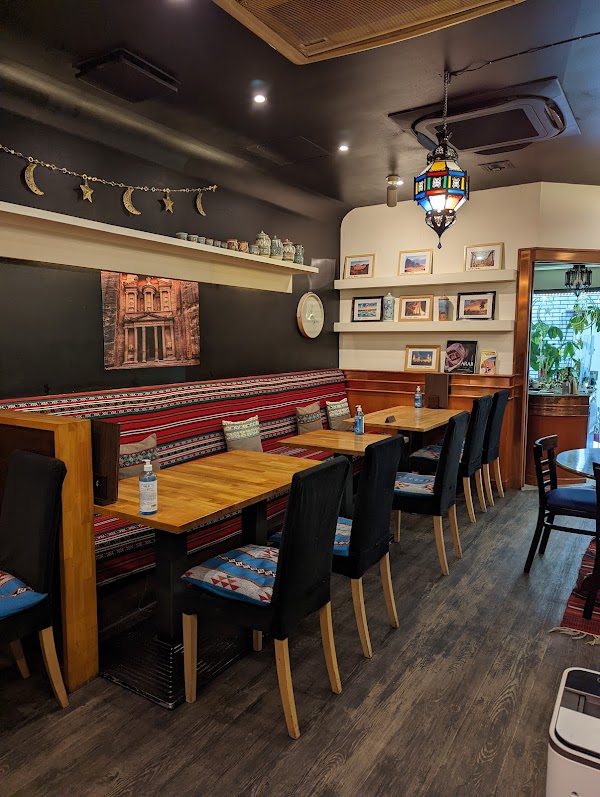 アラブ料理専門店 七つの丘 Seven Hills, Arabian Halal Restaurant