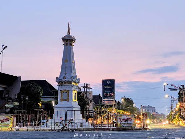 Tugu Yogyakarta Monument 5