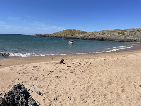 Porth y Cwch 1