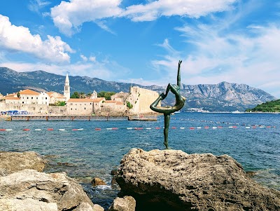 Budva Dancing girl