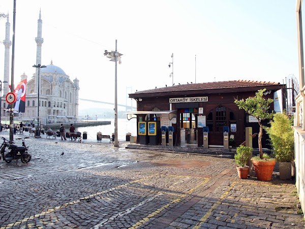 Şehir Hatları Ortaköy Vapur İskelesi
