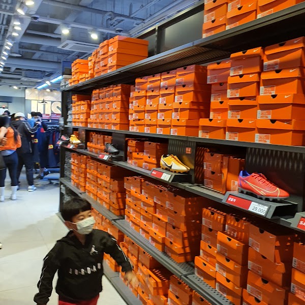 Hyundai Premium Outlets Gimpo 3