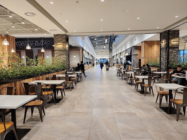 Hyundai Premium Outlets Gimpo 2