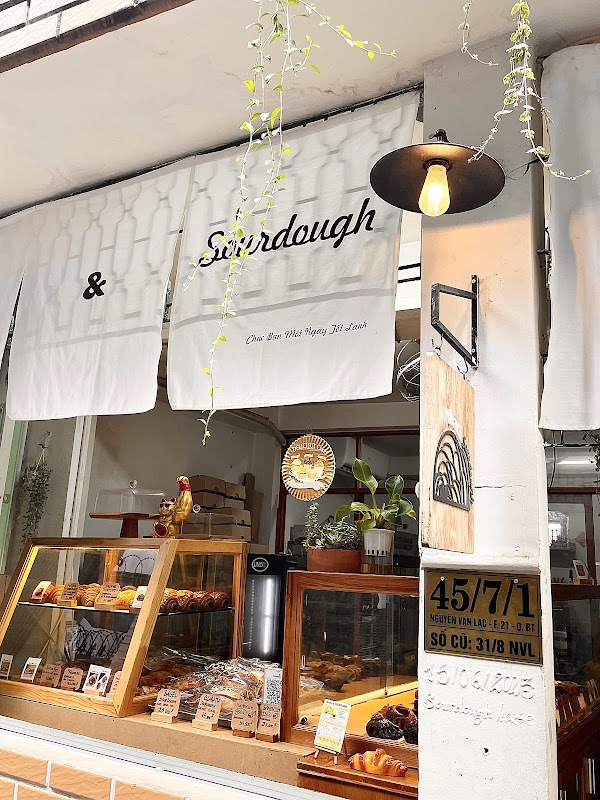 Nhạt & Sourdough