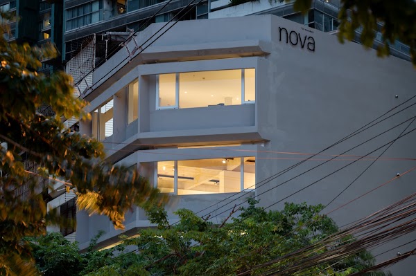 Nova Contemporary 1