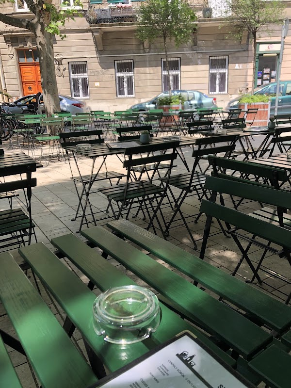 Csendes Társ - WineBar & Garden
